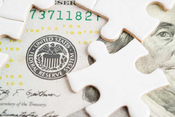 午评：港股恒指涨0.63% 科指涨0.56% 黄金股大涨 生物医药股走强 半导体板块回调